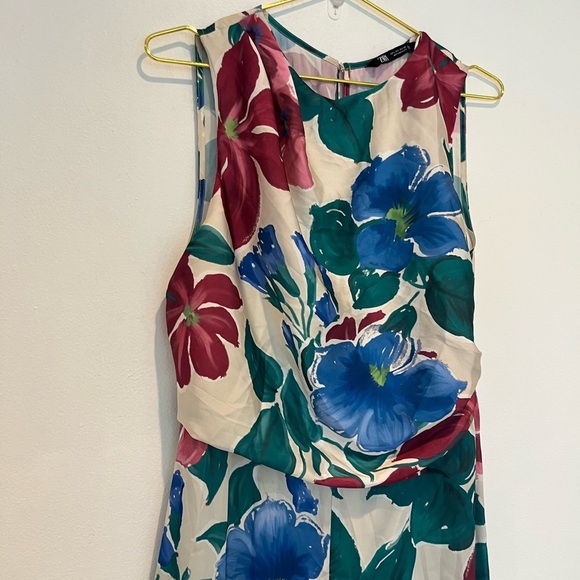 Zara Long Floral Satin Wide-Leg Jumpsuit Size Large - Picture 3 of 9